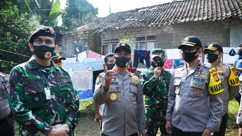 Kabaharkam bersama Altar 89 salurkan ribuan paket sembako ke warga Bogor