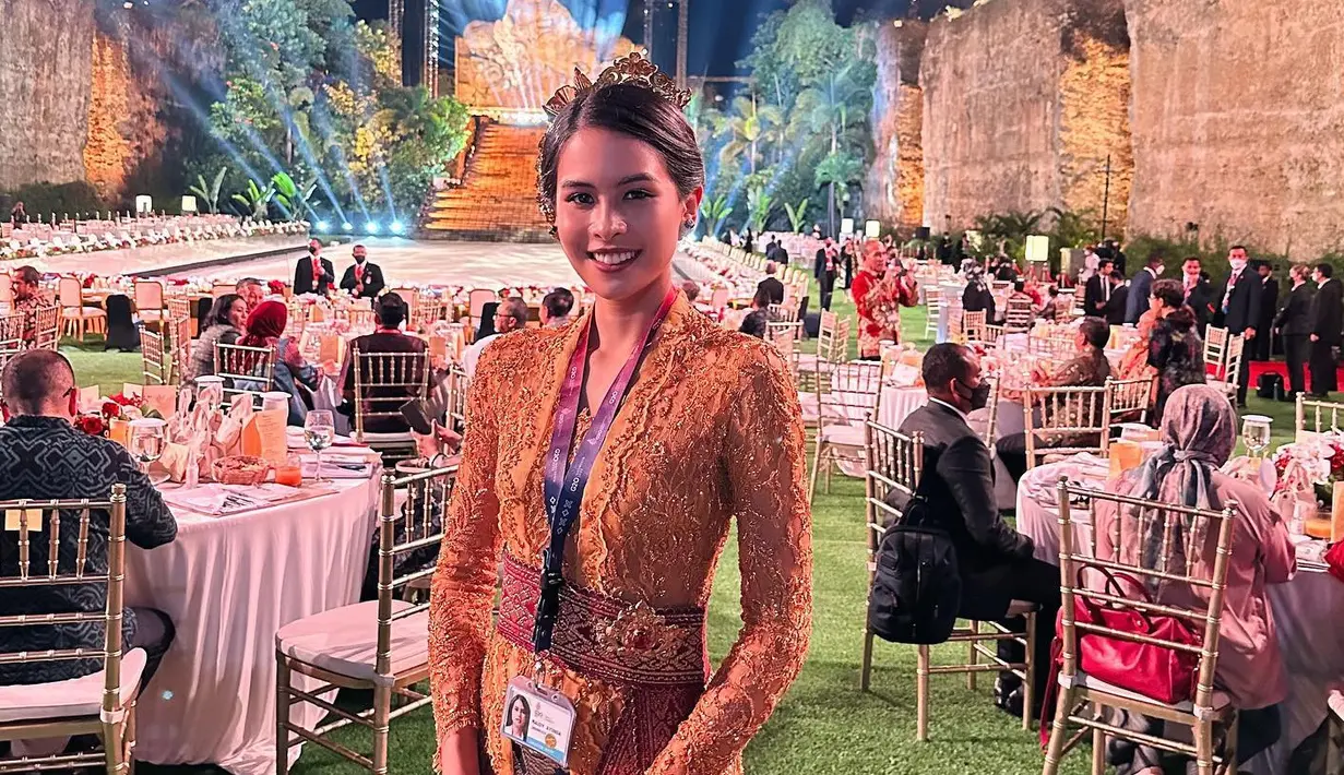<p>Maudy Ayunda merupakan sosok artis Indonesia yang mempunyai banyak prestasi. Tak heran jika Maudy di acara KTT G20 ini jadi publik figure untuk juru bicara untuk Presidensi G20 Indonesia. [Foto: instagram.com/maudyayunda]</p>