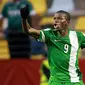 Pemain Nigeria, Victor Osimhen melakukan selebrasi setelah mencetak gol ke gawang Mali pada laga final Piala Dunia U-17 2015 di Sausalito Stadium, Vina del Mar, Chile, 8 November 2015. (AFP/Photosport/Marcelo Hernandez)