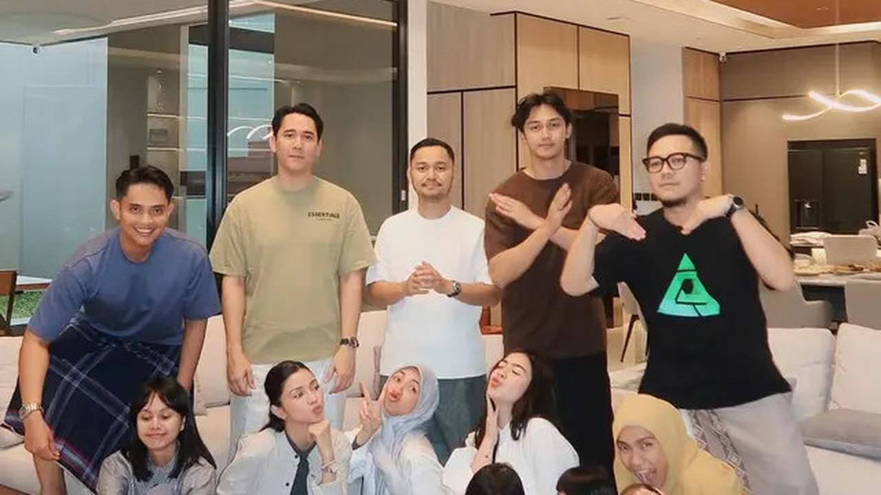 6 Potret Felicya Angelista Bukber Bareng Teman Muslim, Saling Menghargai Perbedaan