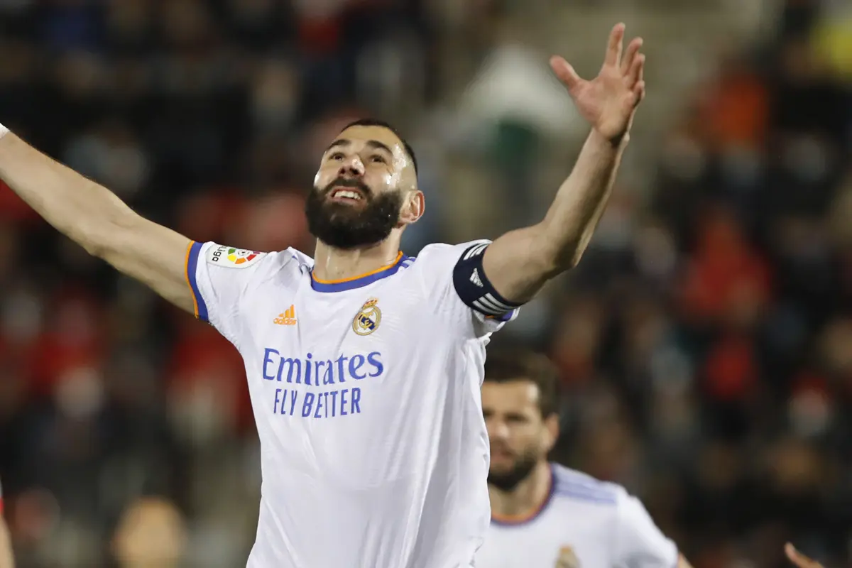 Foto: 5 Pesepak Bola Prancis yang Menjadi Top Skor Bersama Klub dan Timnas, Thierry Henry Dikudeta Karim Benzema