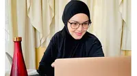 4 Aktivitas Siti Nurhaliza saat Malaysia Lockdown, Gelar Konser Online (sumber: Instagram.com/ctdk)