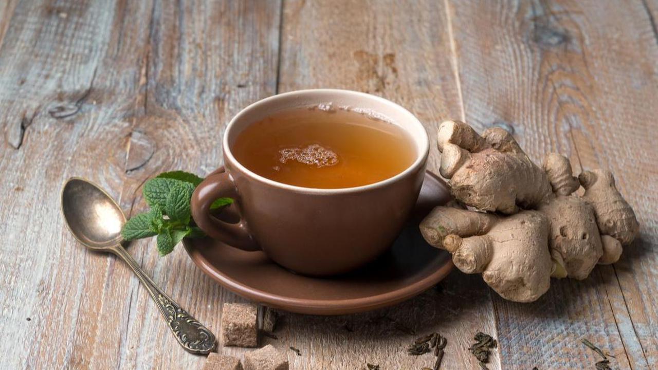 6. Wedang Jahe: Pilihan Sederhana untuk Menghangatkan Tubuh