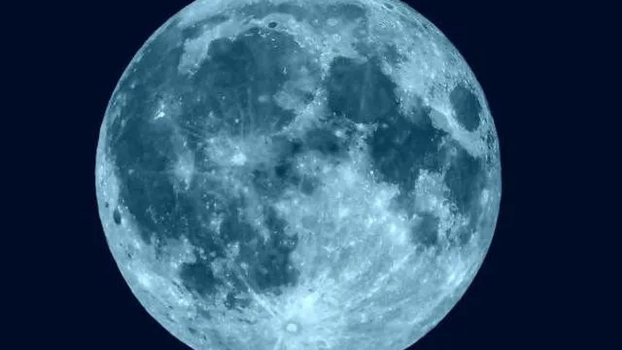 Beberapa orang mungkin akan berpikir, bahwa Super Blue Moon adalah fenomena yang akan membuat bulan tampak menjadi warna biru.