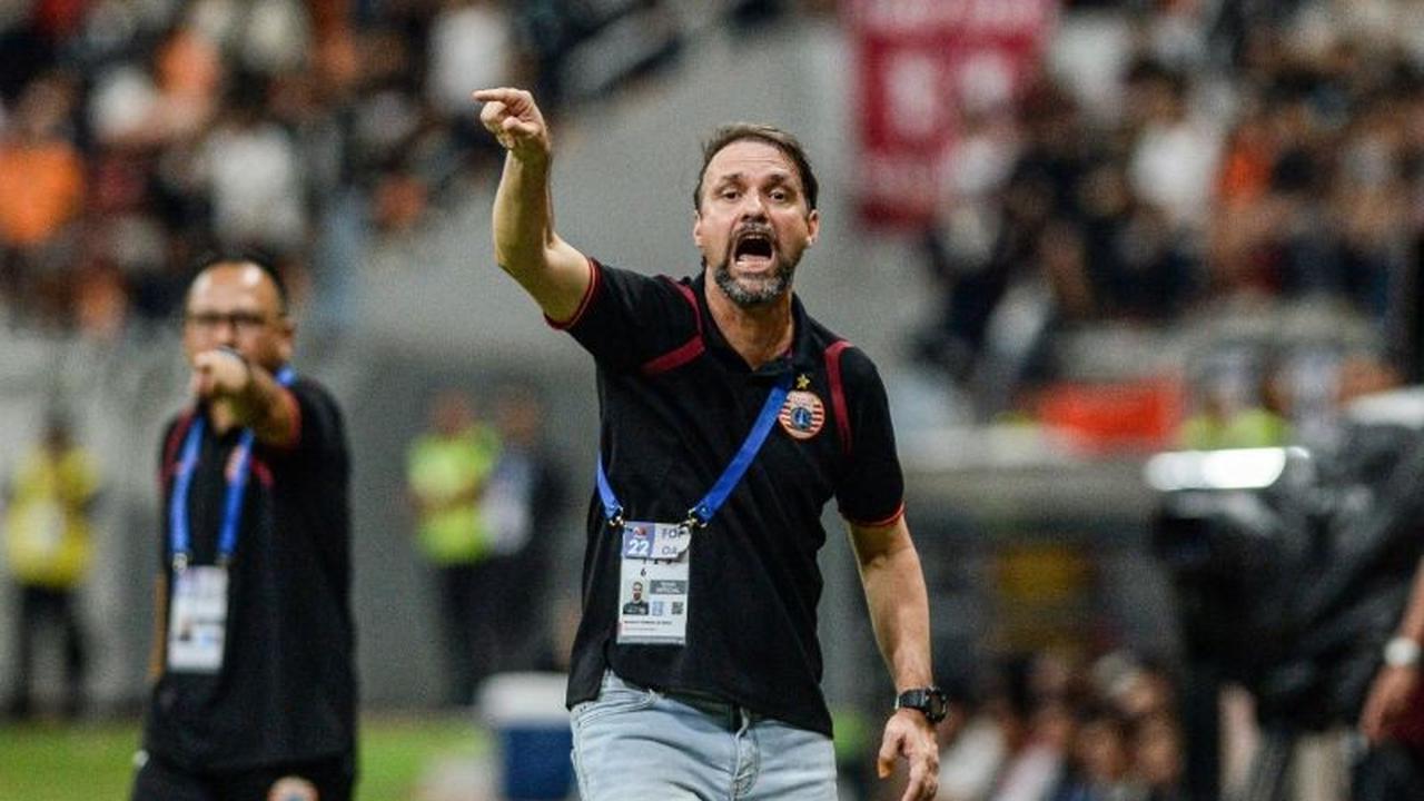 Persija Kalah dari Persib, Mauricio Souza Sebut Macan Kemayoran Main Lebih Baik