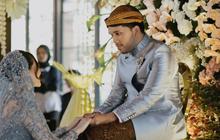 Adu Gaya Zahwa Massaid dan Aurel Hermansyah Pakai Kebaya Nuansa Biru di Acara Mitoni 7 Bulanan Aaliyah Massaid, Siapa Paling Cantik?