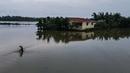 Data terbaru dari Komite Manajemen Bencana Nasional Malaysia menyebutkan bahwa Negara Bagian Kelantan menanggung 63 persen dari 122.631 korban banjir yang mengungsi. (MOHD RASFAN/AFP)