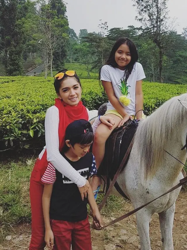 [Bintang] Angel Karamoy