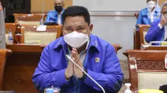 Kepala Badan Narkotika Nasional (BNN) Komjen Pol Petrus Reinhard Golose mengikuti rapat dengar pendapat dengan Komisi III DPR di Kompleks Parlemen, Senayan, Jakarta, Senin (7/6/2021). Rapat membahas penyusunan program kerja tahun 2022. (Liputan6.com/Angga Yuniar)