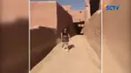 Media sosial di Arab Saudi sempat dihebohkan dengan beredarnya video perempuan menggunakan rok mini.