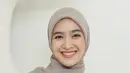 Peran Syafira di "Gaza Hayya 3" menunjukkan dedikasi Syifa terhadap profesinya. Setelah bertahun-tahun membintangi sinetron populer seperti "Tukang Bubur Naik Haji" dan "Putri yang Ditukar", keputusannya untuk debut di film layar lebar menunjukkan keberanian dan semangatnya dalam mengeksplorasi dunia akting yang lebih luas. (Liputan6.com/IG/@cutsyifa)