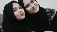Momen kebersamaan Sarah dan Zee Zee Shahab. (Sumber: Instagram/zeezeeshabab)