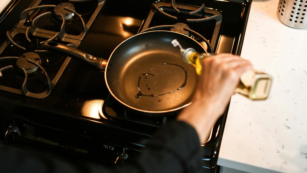 Menggoreng