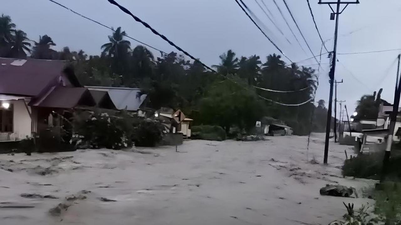 BPBD Sulteng Catat 25 Rumah Terdampak Banjir Betalemba Poso Akibat Tanggul Roboh