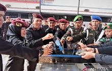 Lapas Ngawi Musnahkan Puluhan HP Hasil Razia, Tegaskan Komitmen Bebas Halinar