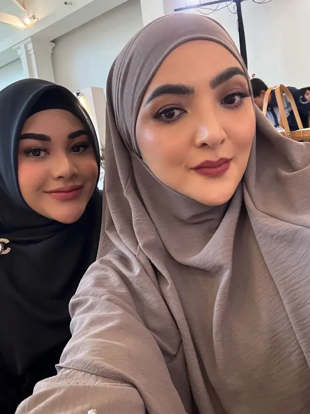 Potret Kedekatan Ashanty dan Aurel (Instagram/@ashanty_ash)