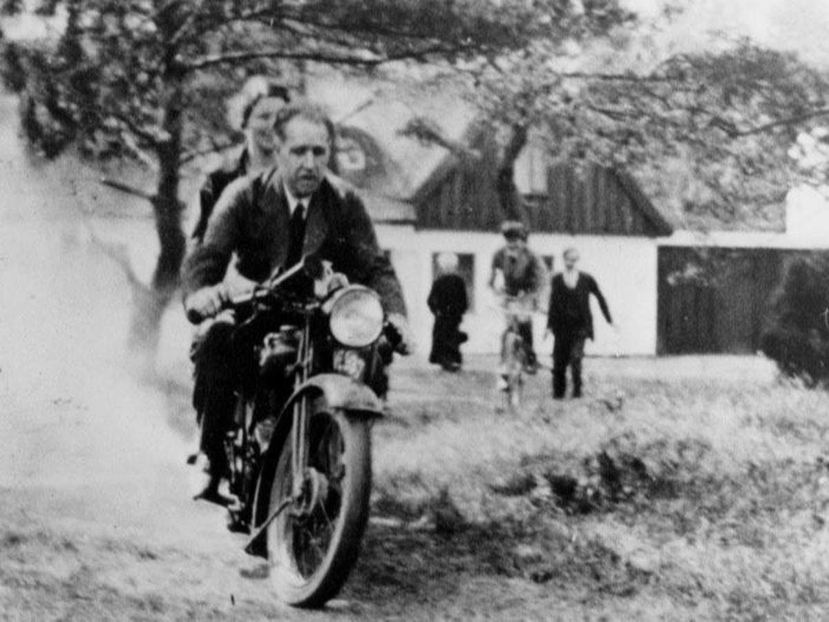 Niels Bohr