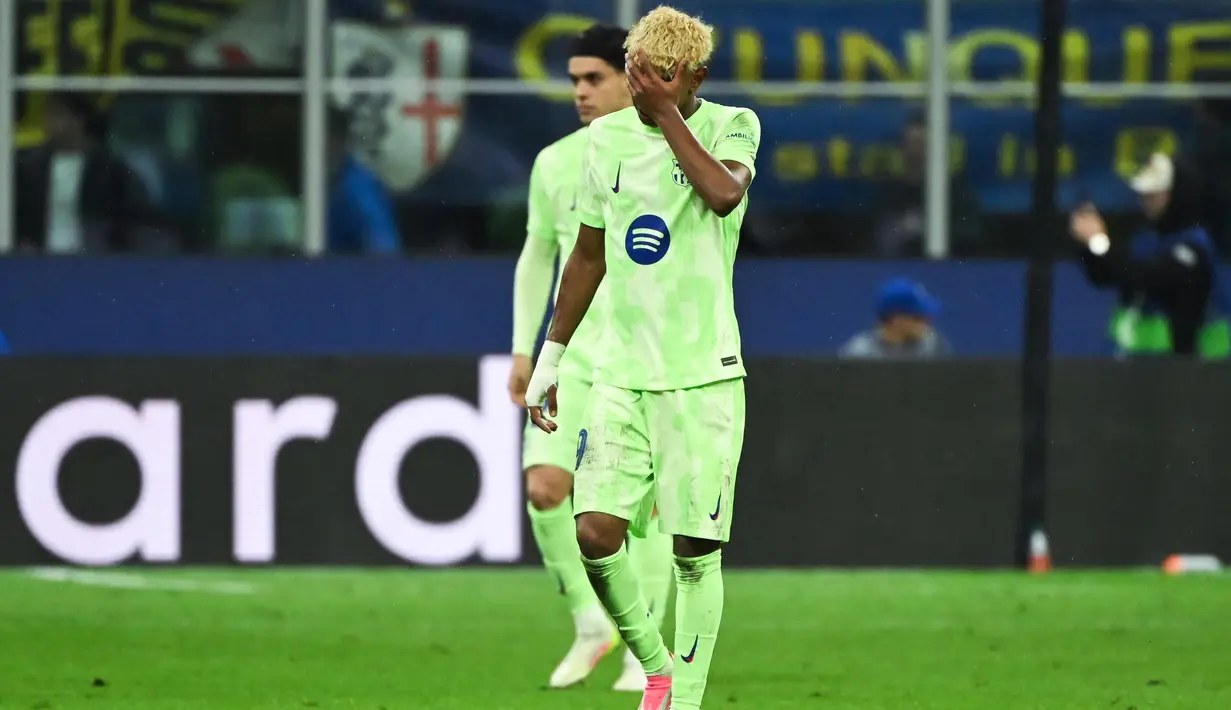Saat ini, Barcelona masih berpeluang merebut gelar juara LaLiga atau Liga Spanyol musim 2024/2025. Sebelumnya, Blaugrana meraih trofi Copa del Rey. (PIERO CRUCIATTI/AFP)