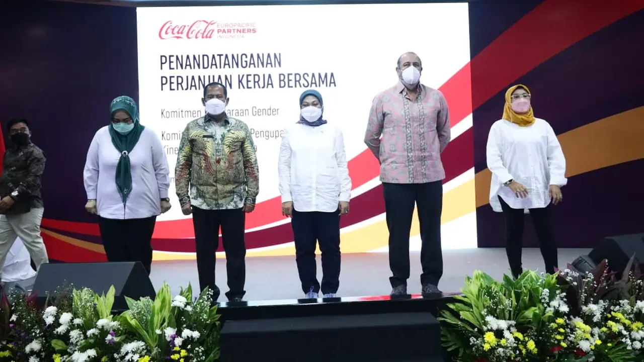 Coca Cola dan Serikat Pekerja Tandatangani PKB