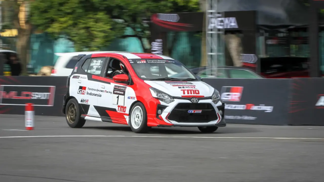 Toyota Agya GR Sport tampil maksimal di seri pembuka Kejurnas Slalom 2023 (Adrenal Rio)