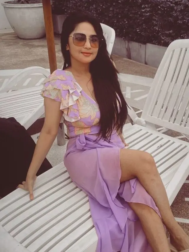 [Fimela] Dewi Perssik