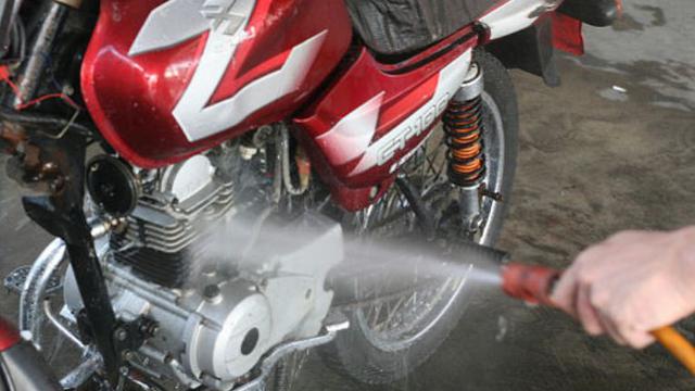 Cuci Motor