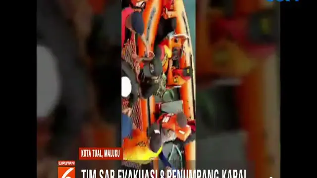 Basarnas Evakuasi 8 Penumpang Kapal Cepat yang Terombang Ambing di Maluku