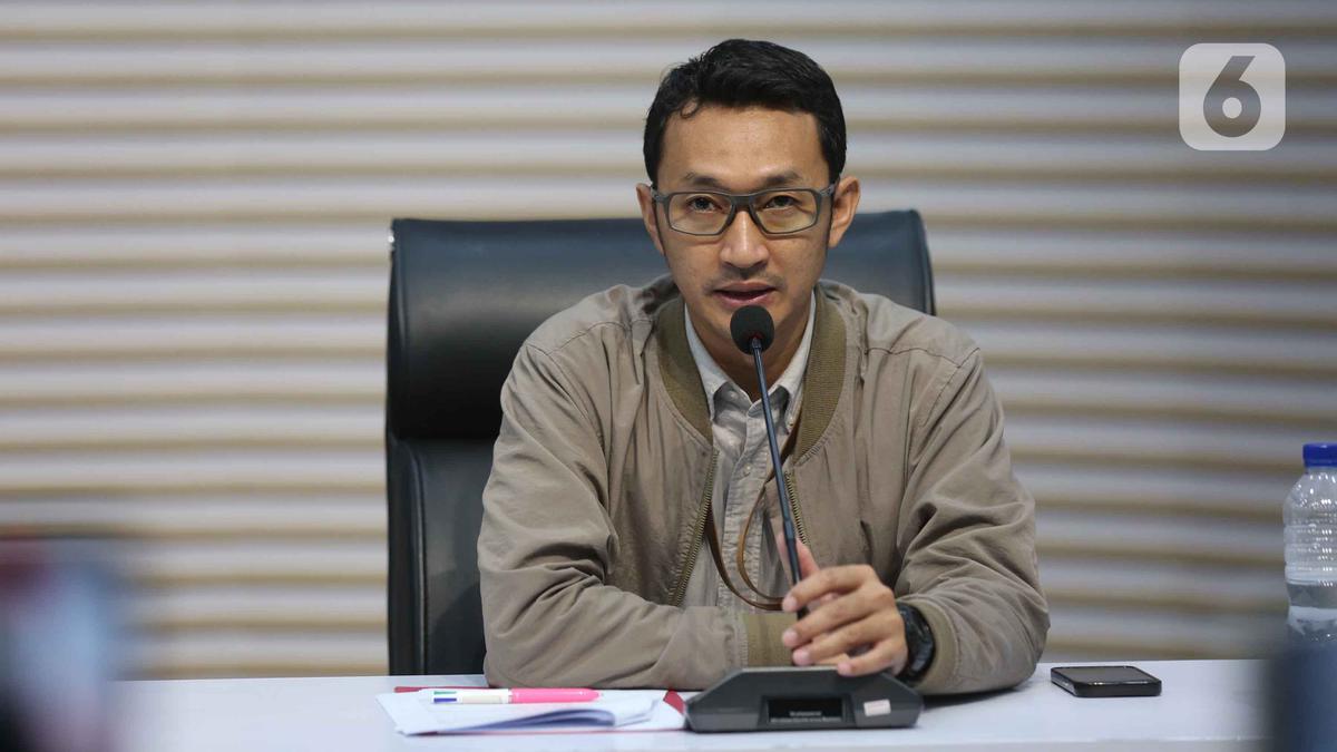 KPK sita 6 barang milik Dirut Sinkos Faizal Assegaf dalam kasus korupsi Bea Cukai — jaringan korupsi yang terus menggerogoti institusi kepabeanan. #KPK #BeaCukai #Korupsi
