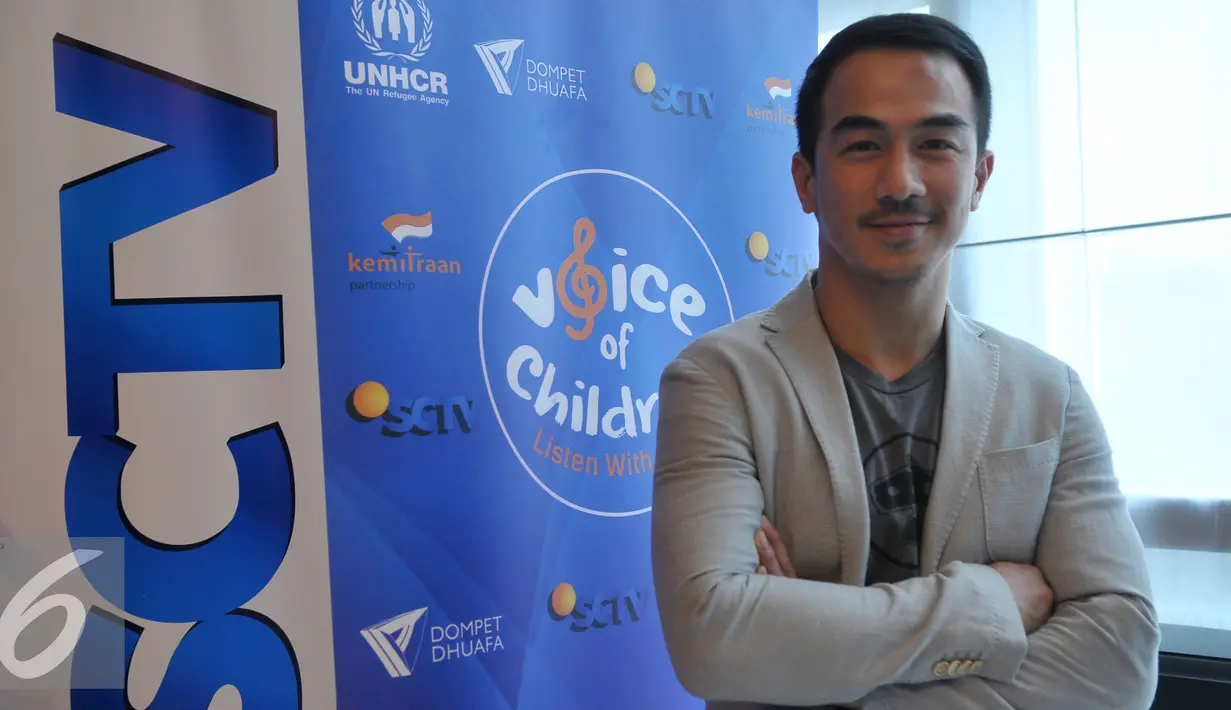 Joe Taslim saat menghadiri konferensi pers Konser Voice of Children, Jakarta, Rabu (7/10/2015). Konser ini untuk memberi dukungan kepada anak-anak Indonesia yang membutuhkan bantuan. (Liputan6.com/Faisal R Syam)