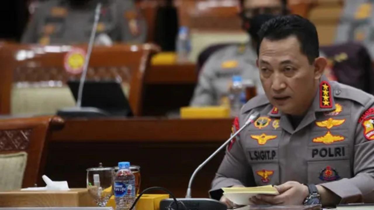 Kapolri Buka Suara Soal Roy Suryo dan dr Tifa Tak Ditahan