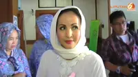 Macica Mochtar Minta Nia Daniati Berlapang Dada