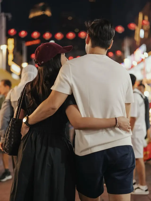 Romantisnya Maudy Ayunda dan Jesse Choi Culinary Date di Kuala Lumpur, Berbusana Hitam Putih dengan Tas Rp94Jutaanfim