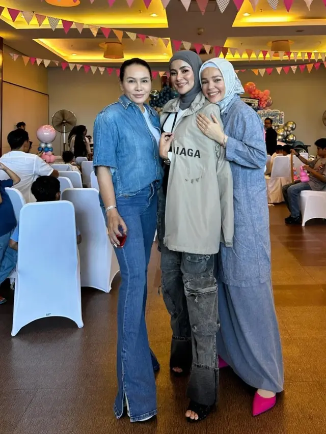 Ultah Aleena Anak Olla Ramlan
