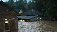 Banjir dan Angin Kencang Melanda 4 Kabupaten di NTB, Sejumlah Rumah Warga Porak-poranda