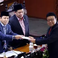 Jangan cuma update soal berita gosip, kamu juga harus tahu kalau RUU Pemilu sudah disahkan. (Foto: Liputan6.com/Johan Tallo)