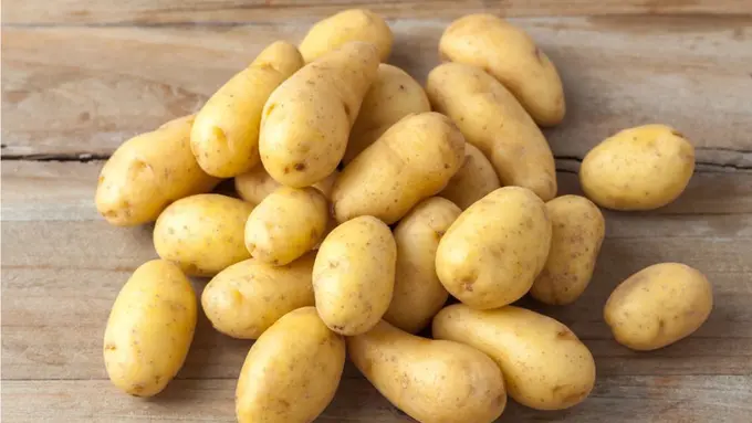 Perawatan Wajah Alami dengan Masker Kentang