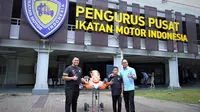 CRK Motorsport mendukung pembalap muda kebanggaan Indonesia Qarrar Firhand Ali.