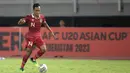 <p>Pemain Timnas Indonesia U-20, Robi Darwis saat pertandingan Grup F Kualifikasi Piala Asia U-20 2023 melawan Timnas Vietnam U-20 di Stadion Gelora Bung Tomo, Surabaya,&nbsp;Minggu (18/9/2022). (Bola.com/Ikhwan Yanuar)</p>