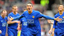 Federico Macheda. Pemain berkebangsaan Italia ini mencetak gol debutnya dalam usia 17 tahun 227 hari. Ia menjadi penentu kemenangan Manchester United atas Aston Villa 3-2 di Old Trafford pada 5 April 2009. (AFP/Andrew Yates)
