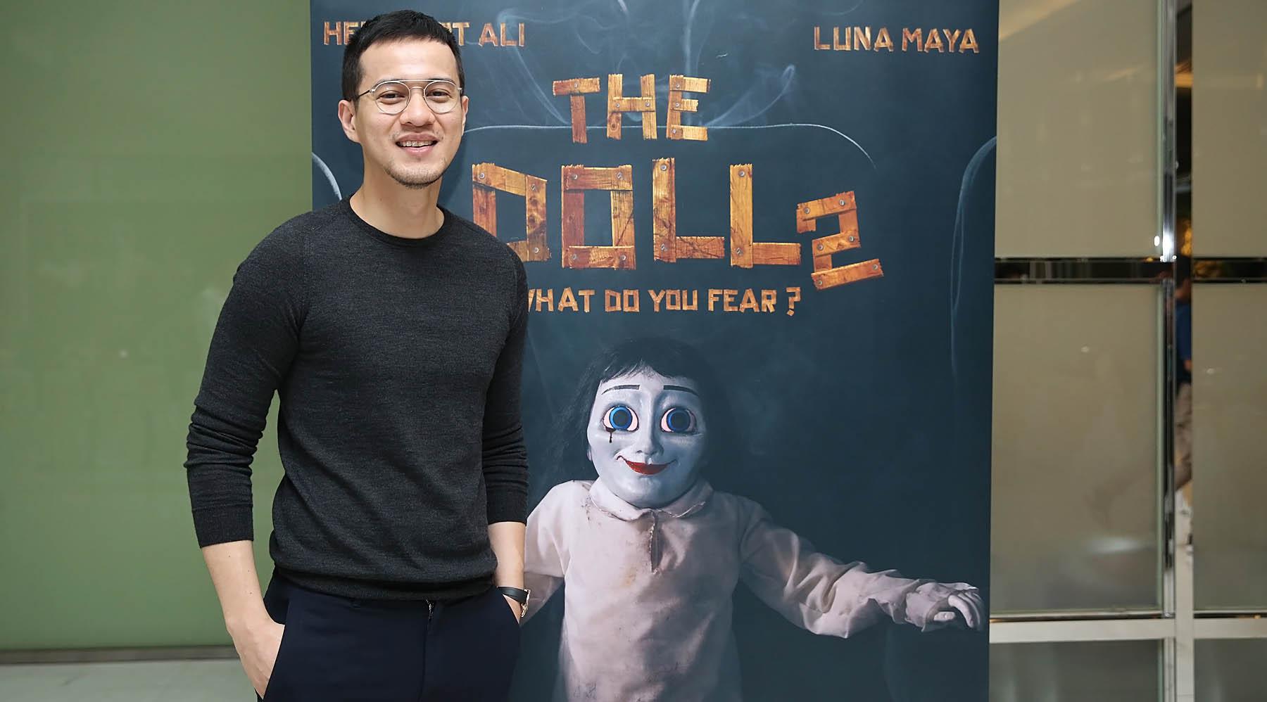 Main Film Horor The Doll 2 Herjunot Ali Alami Luka Luka News Entertainment Fimela Com Herjunot ali stars in dibawah lindungan ka'bah | hamid, a smart, pious, poor young man with courtesy, lives among the family of hajj jaffar, a benevolent, pious person who never discriminate. herjunot ali alami luka luka