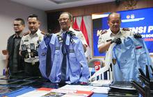 FOTO: Imigrasi Bogor Bongkar Sindikat Penipuan Online Warga Jepang di Sentul