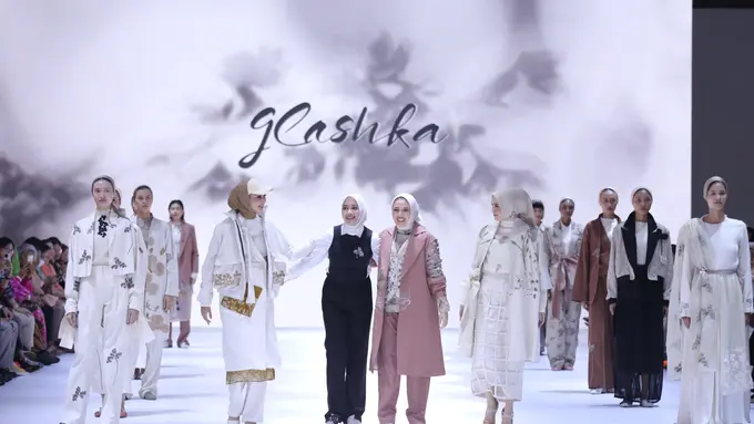 Ekspresi Jiwa dalam Mode: Tiga Desainer Wanita di Fashionlink 'Her Heart, Her World' JFW 2025