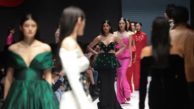Koleksi desainer Hartono Gan di JF3