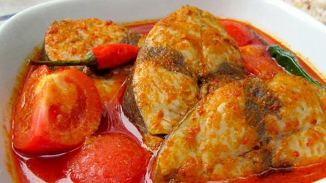 [Bintang] Jago Masak Ikan Tongkol Asam Padeh dalam 2 Menit, Begini Caranya!