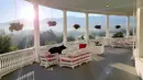 Seekor beruang hitam berjalan menyusuri beranda Omni Mount Washington Resort, New Hampshire, Amerika Serikat, Sabtu (29/7/2019). Menurut pegawai hotel, Sam Geesaman, beruang itu akhirnya pergi menuju hutan setelah dirinya mengeluarkan suara. (Sam Geesaman/Omni Mount Washington Resort via AP)