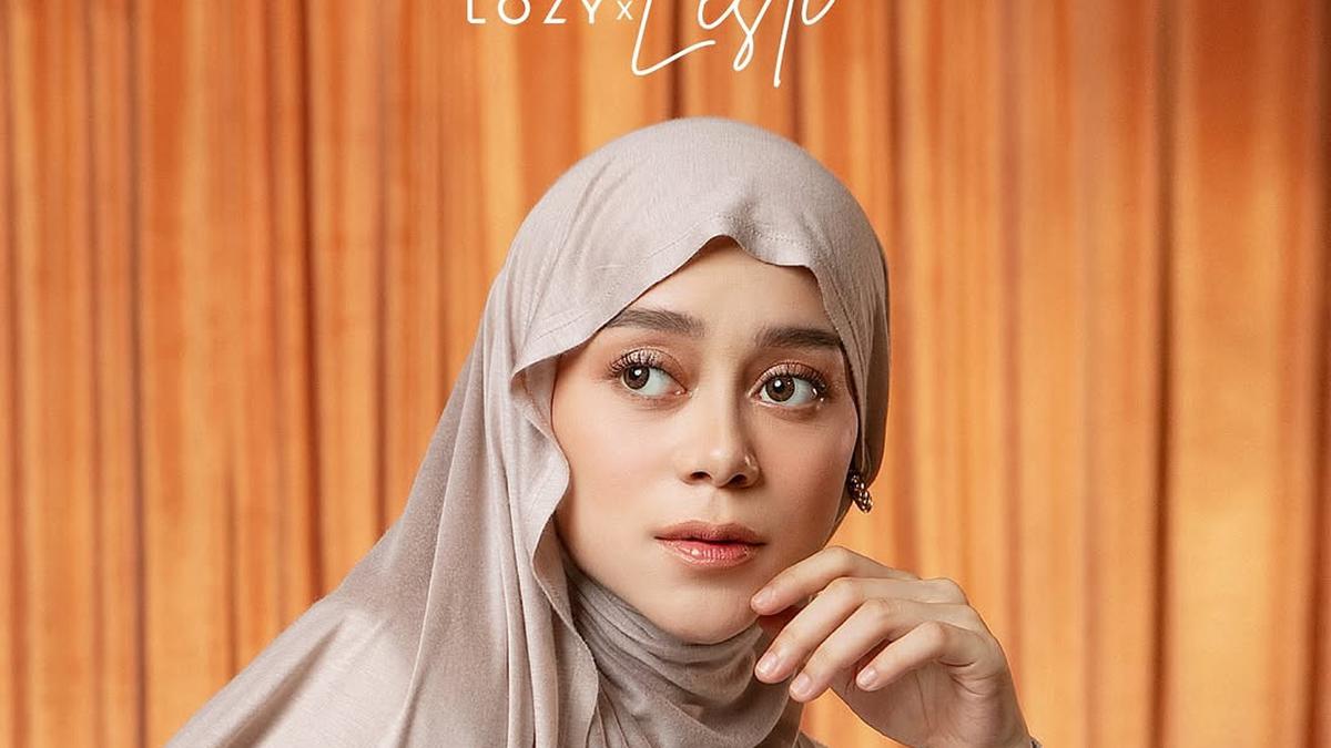 5 Gaya Hijab Meleyot Terbaru ala Selebritris Tanah Air, Modis dan Anti Ribet!