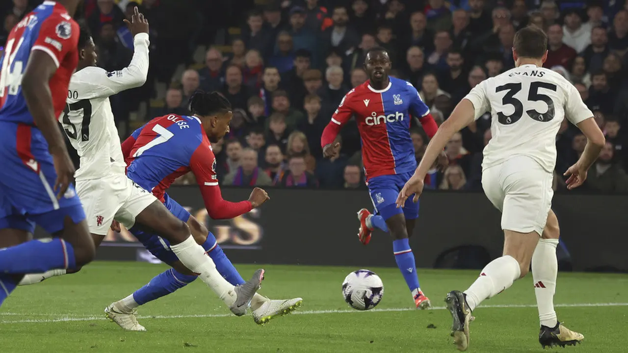 FOTO Crystal Palace Vs MU