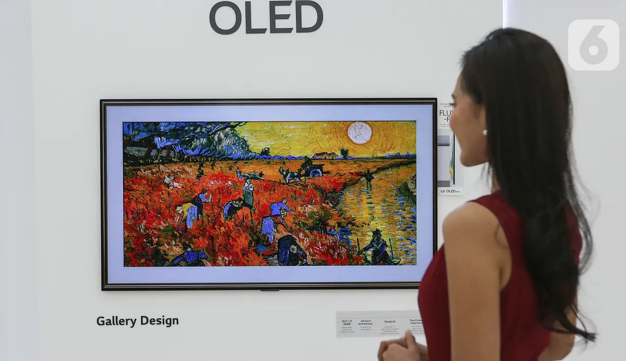 Sebuah lukisan ditampilkan dalam LG TV Oled evo di Jakarta, Selasa (25/05/2021). LG Electronics Indonesia mulai meningkatkan kemampuan reproduksi visual dan desain produk dalam koleksi TV premium dengan menyajikan empat pilar yaitu yaitu Sharp, Speedy, Smooth dan Slim. (Liputan6.com/Fery Pradolo)