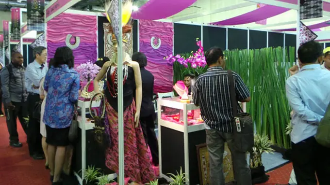 Copyright by Vemale.com