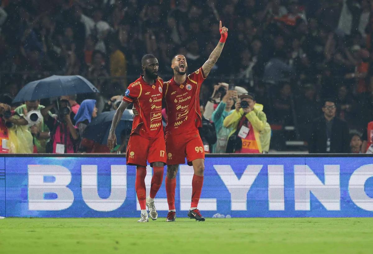 FOTO: Persija Jakarta Tundukkan Persebaya Surabaya Tiga Gol Tanpa Balas